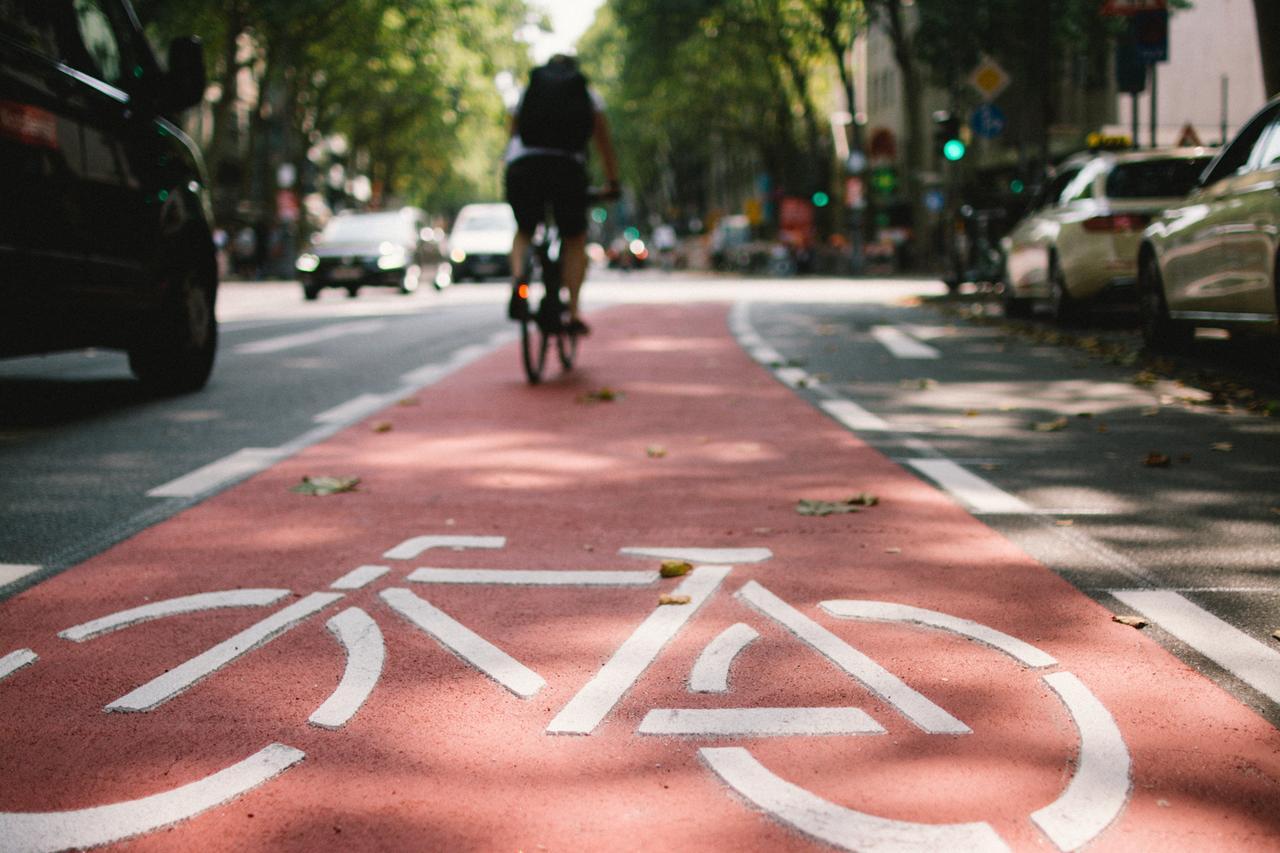 L'allarme Fiab dopo l'investimento in via della Canalina: «Più controlli e meno velocità: serve la Città 30»