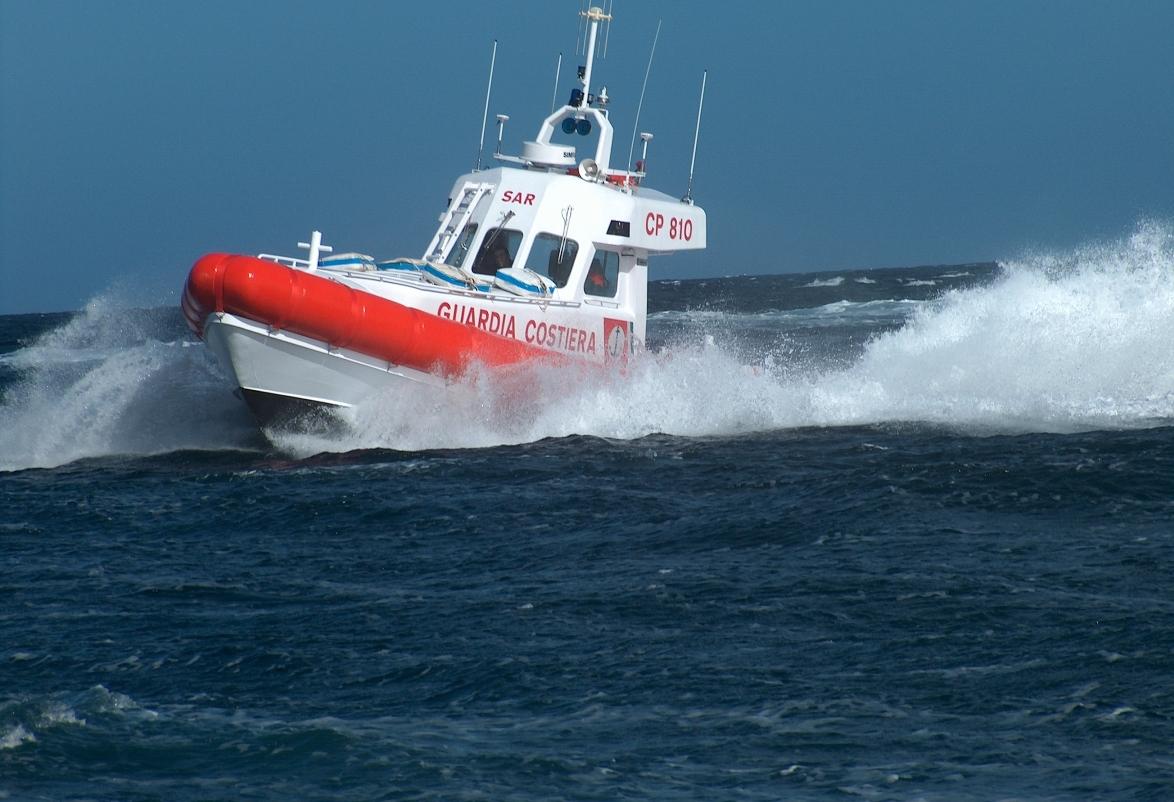 Malore sulla nave da crociera: soccorso dalla Capitaneria di Porto Torres