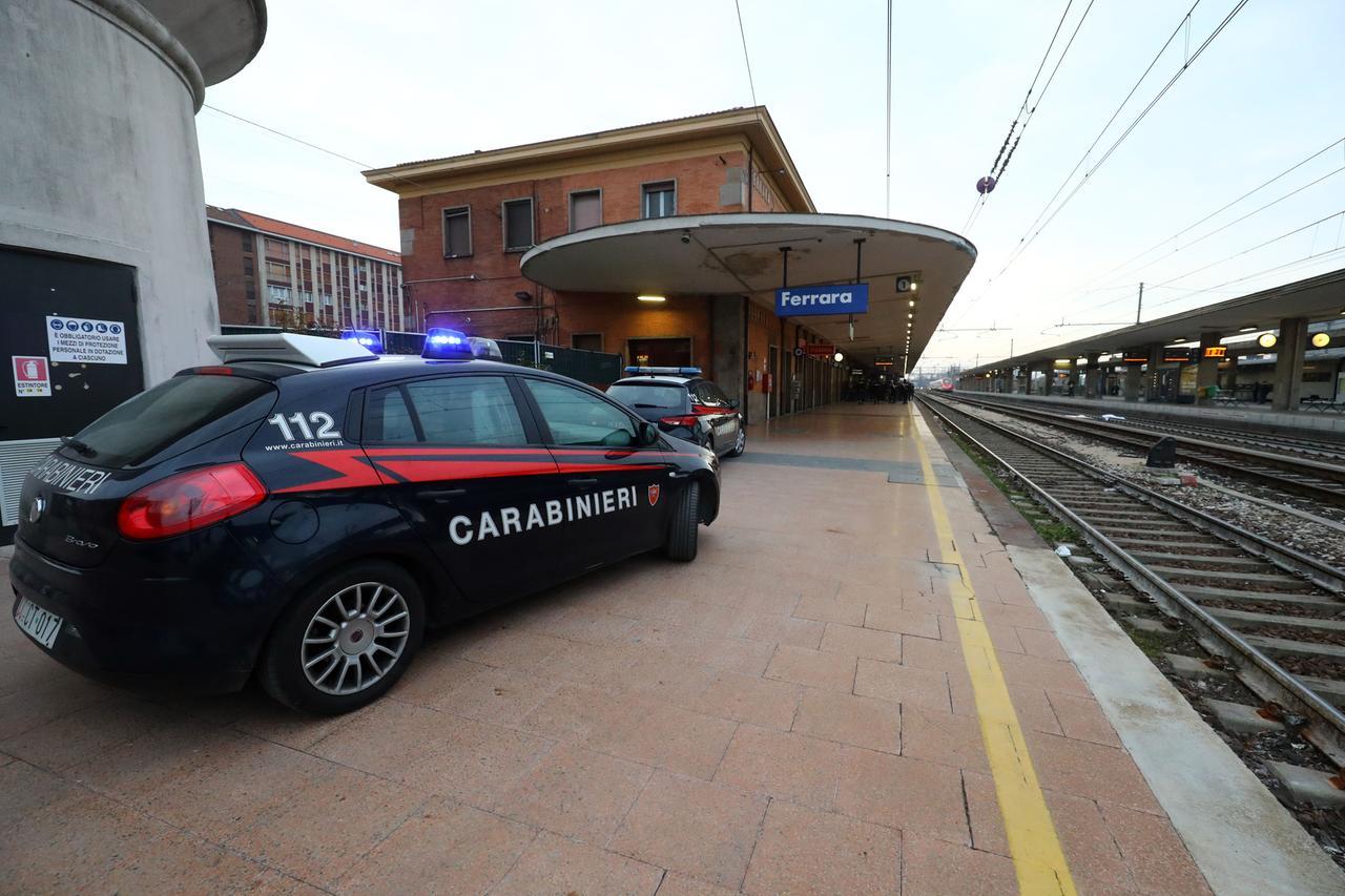 Molestie su una minorenne a Ferrara