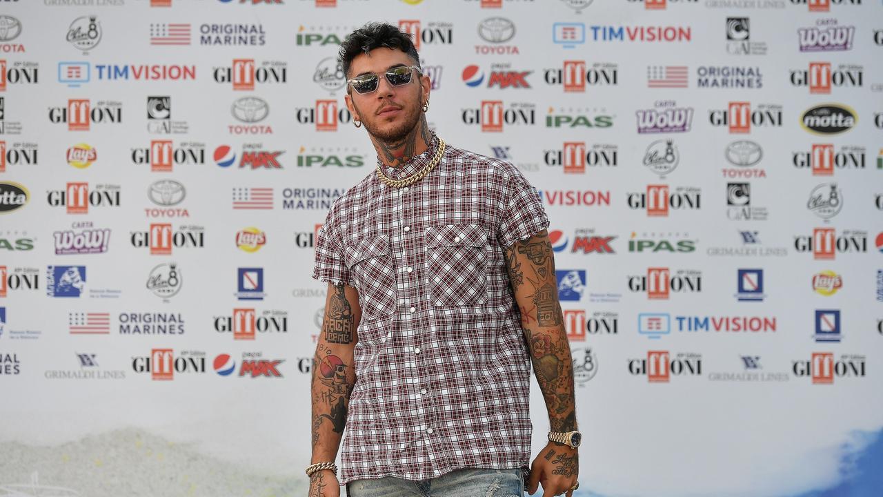 Capodanno in piazza, la star sarà Emis Killa