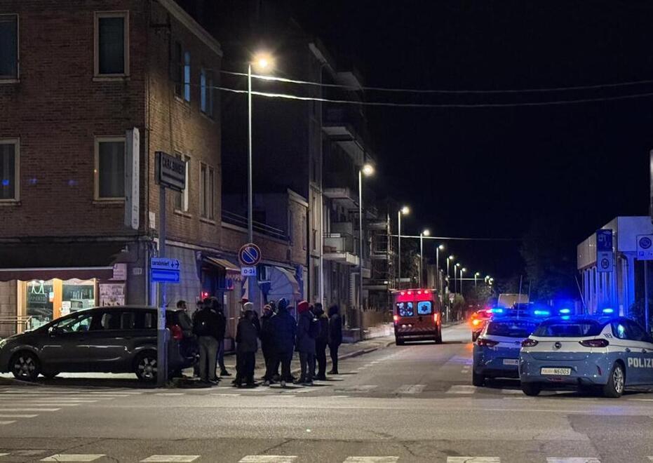 Morto dopo il controllo in caserma a Ferrara, autopsia ed esame tossicologico