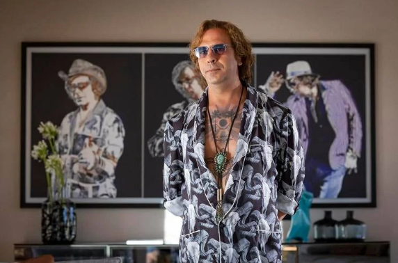 Al cinema a Natale il nuovo film di Checco Zalone – L’attore svela trama e prime immagini