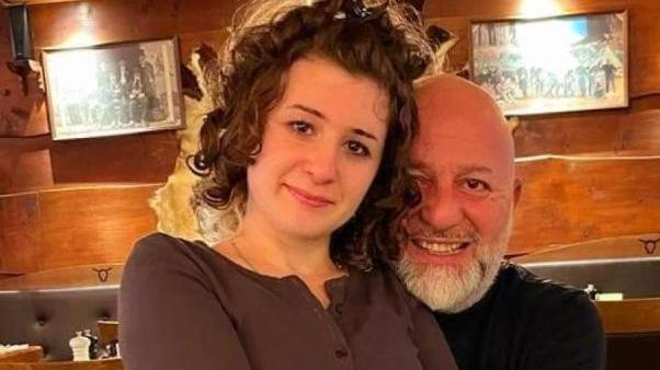 Firenze, accoltellata dall’ex compagno a Oslo: in aula il video choc della violenza