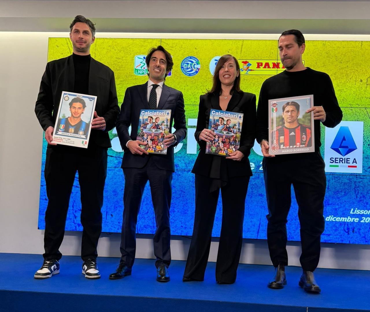 Arriva il nuovo album Panini: nelle figurine i calciatori di Serie A diventano anche supereroi