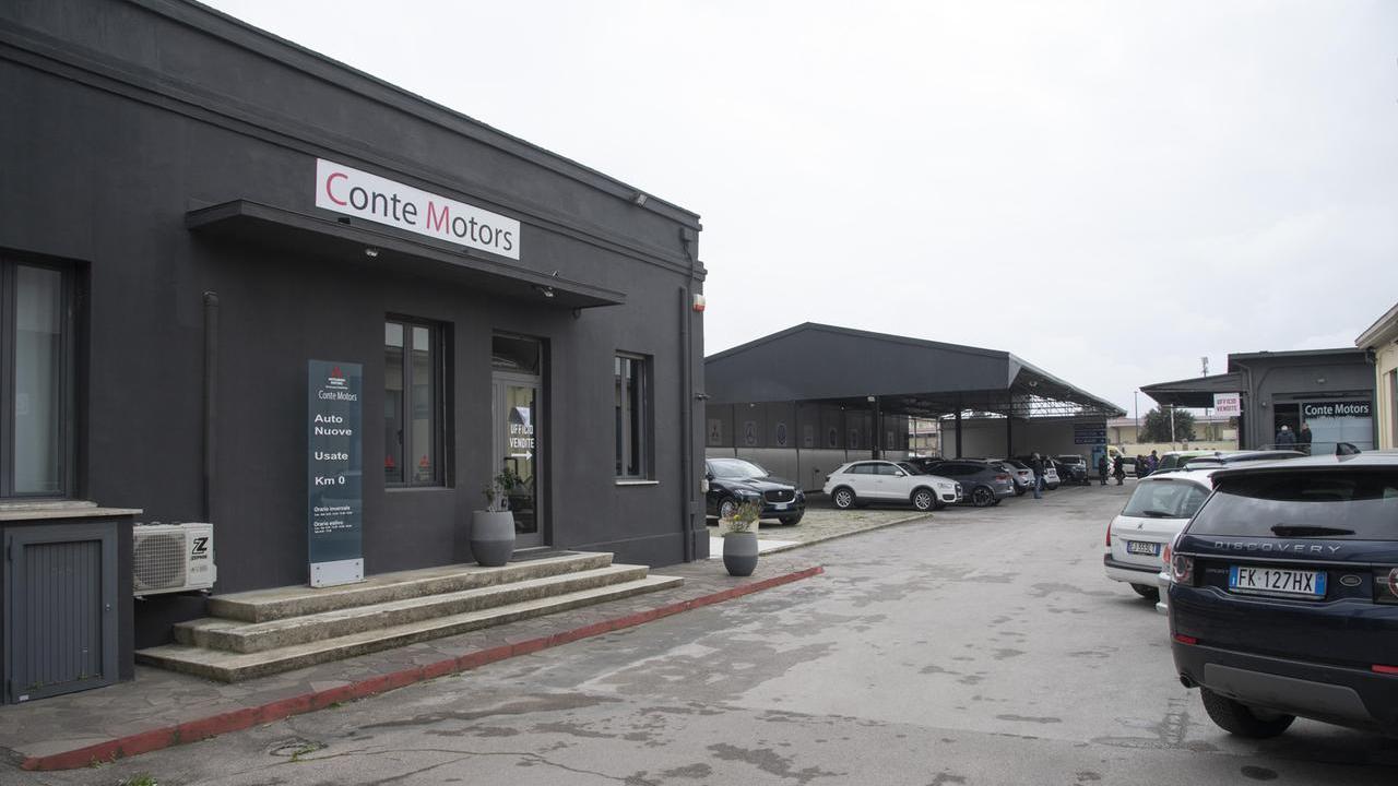 L’ingresso di Conte Motors di via Aurelia nord
