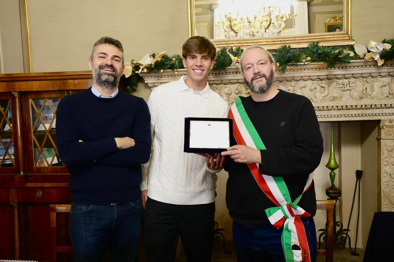 Tennis, il ferrarese Caniato premiato da Fabbri e Carità