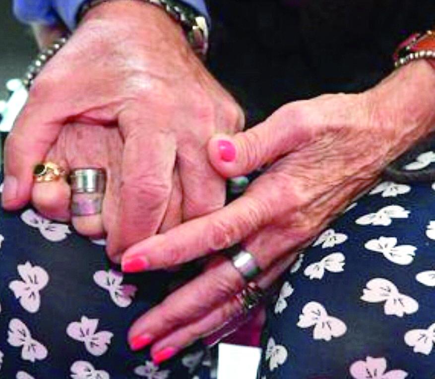 Anziana raggirata per amore, chiesta la condanna del radiologo algherese Gianni Maria Penduzzu