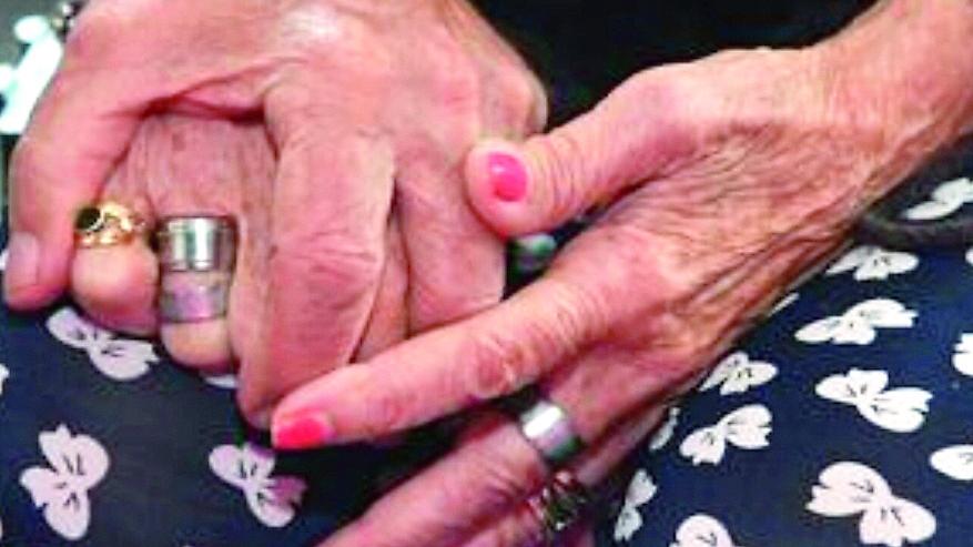 Anziana raggirata per amore, chiesta la condanna del radiologo algherese Gianni Maria Penduzzu