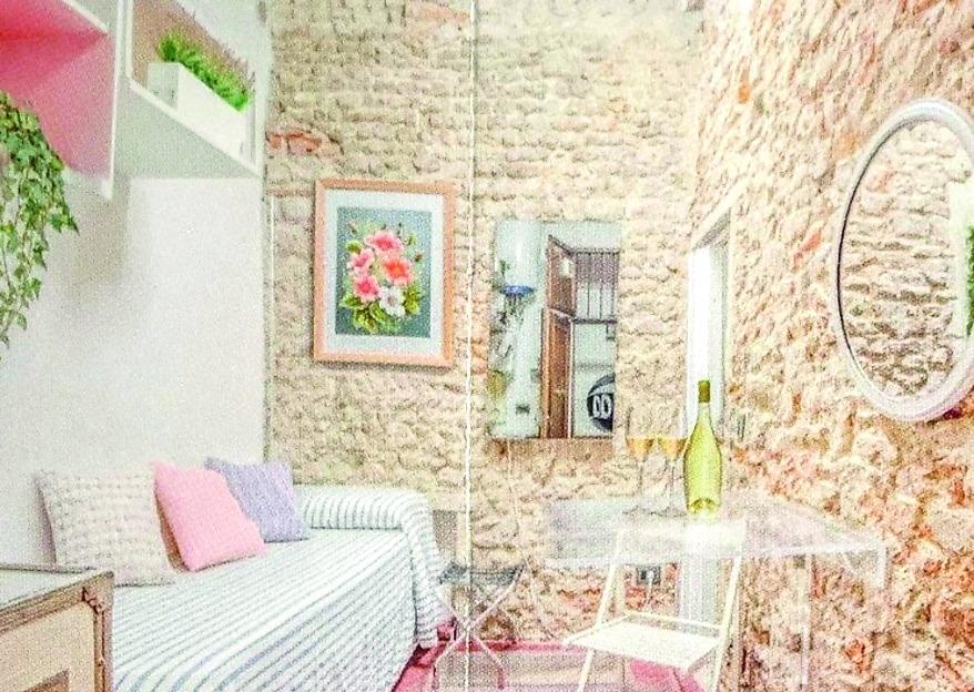 
	L'interno del monolocale


