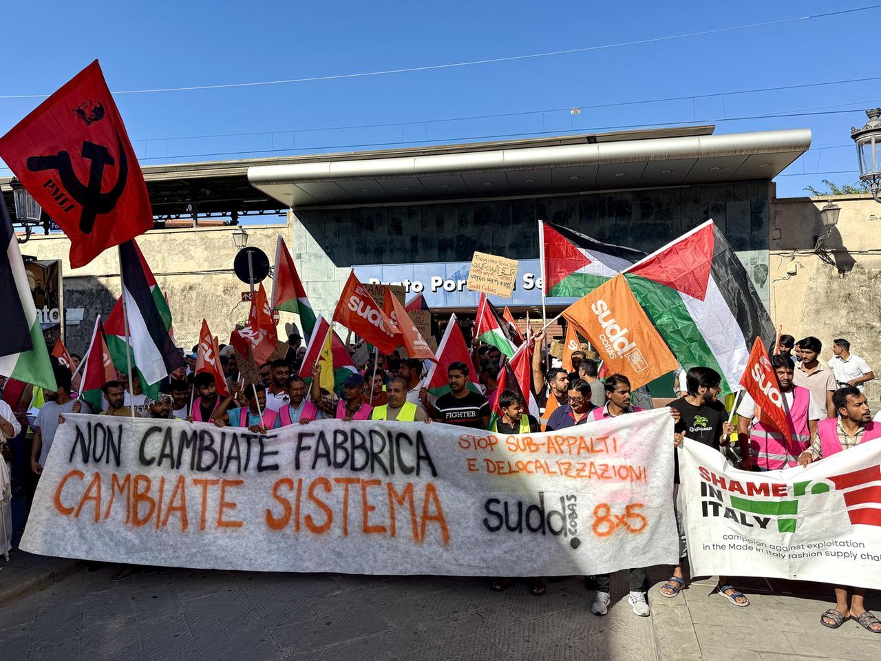 
	Una protesta contro il sistema dei sub-appalti

