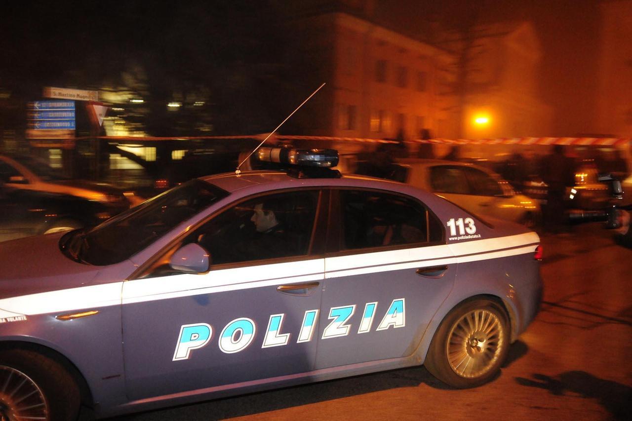 Rapina armata in oreficeria a Portile