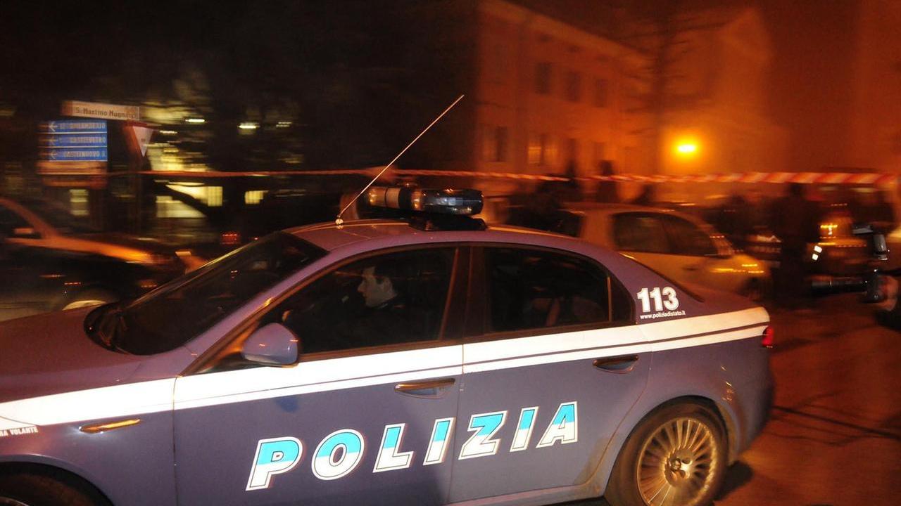 Rapina armata in oreficeria a Portile