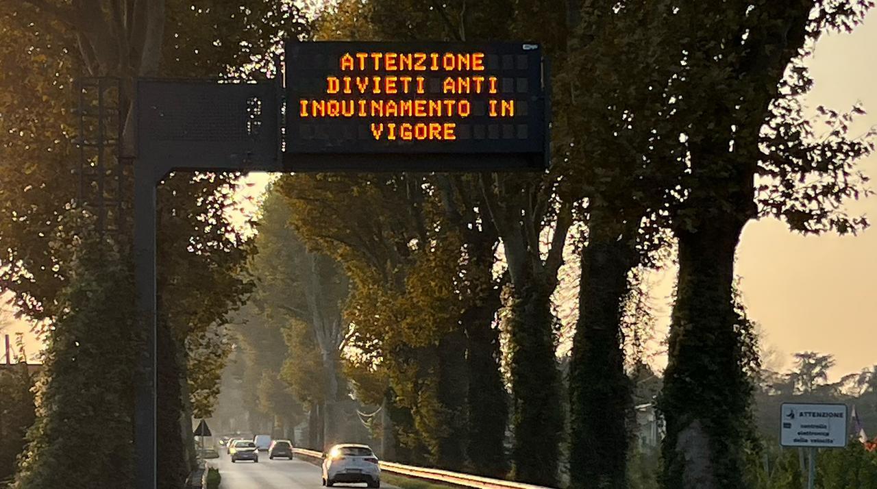 Qualità dell’aria, Pm10 ancora alte. A Ferrara restano le misure d’emergenza