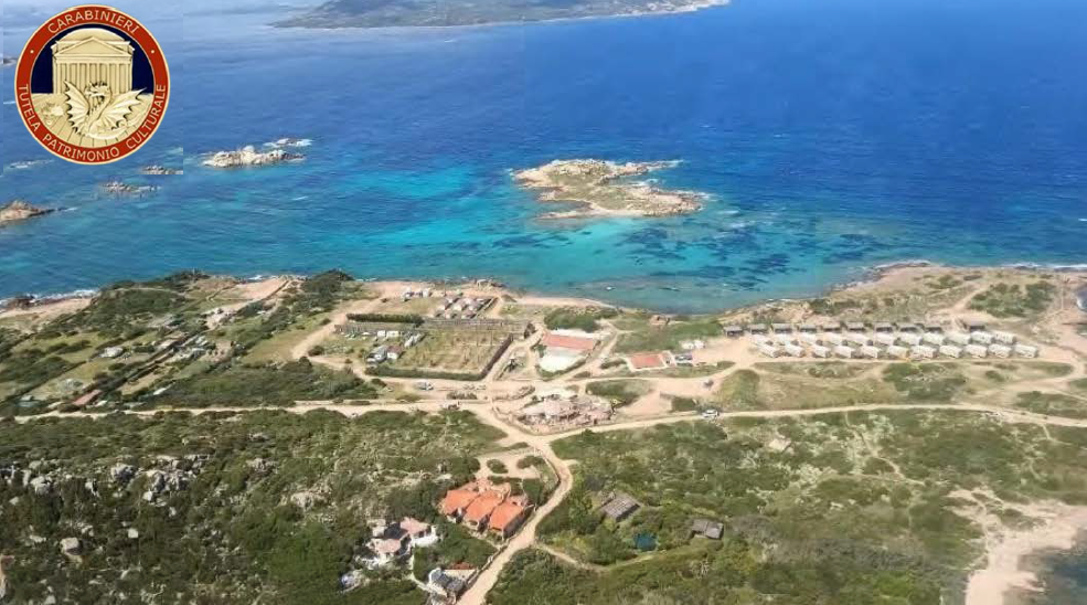 Campeggio trasformato in villaggio turistico: sequestro e due denunce per abuso edilizio e paesaggistico