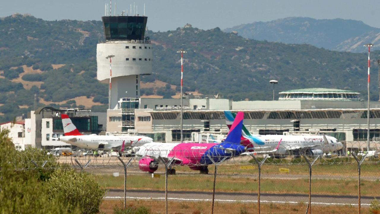 Volare da e per la Sardegna a Natale costa anche il 350% in più – Raccontateci la vostra esperienza