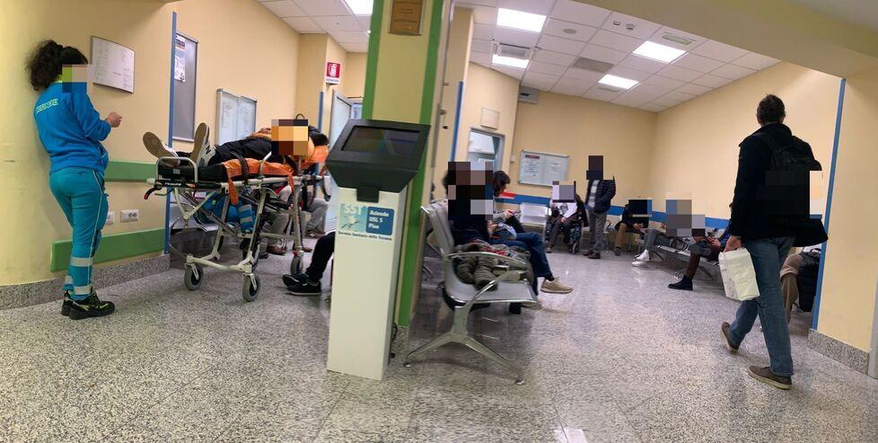 
	L&rsquo;area di attesa della sala gessi e degli ambulatori ortopedici all&rsquo;ospedale di Pontedera

