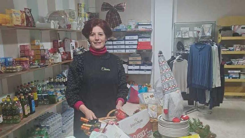 Chiara Filippi nel suo emporio aperto il 25 ottobre scorso