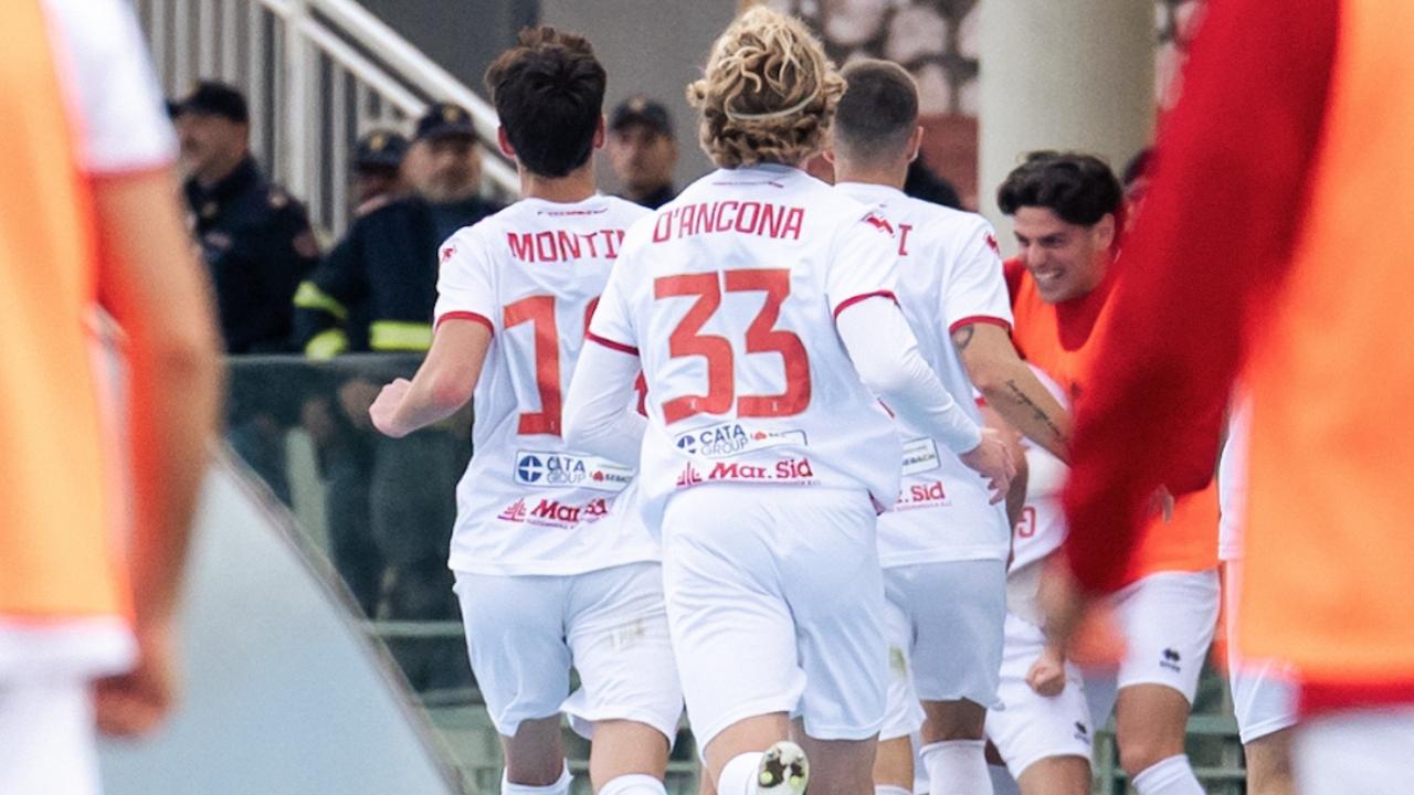 L'esultanza del Grosseto (Foto Us Grosseto-Noemy Lettieri)