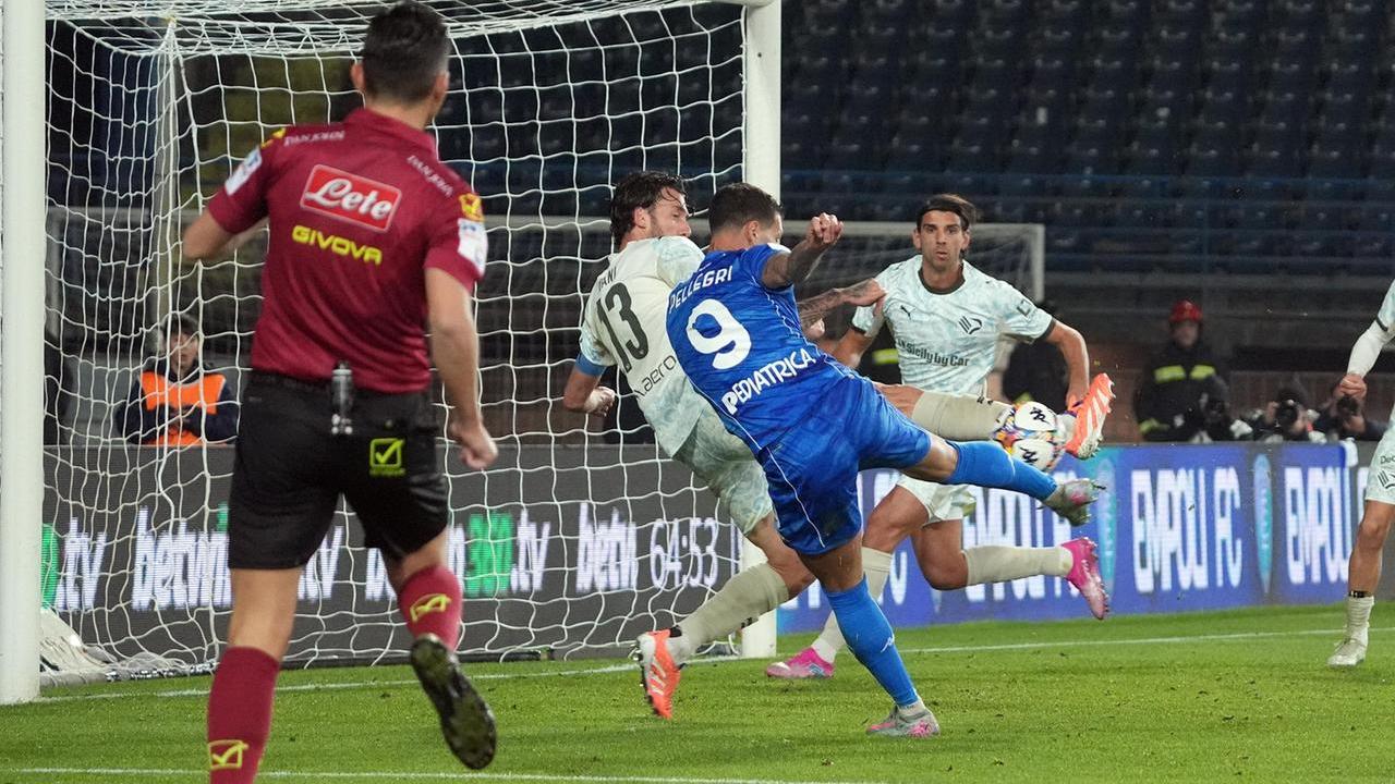 Il salvataggio di Bani su Pellegri che ha deciso la partita (foto Nucci)