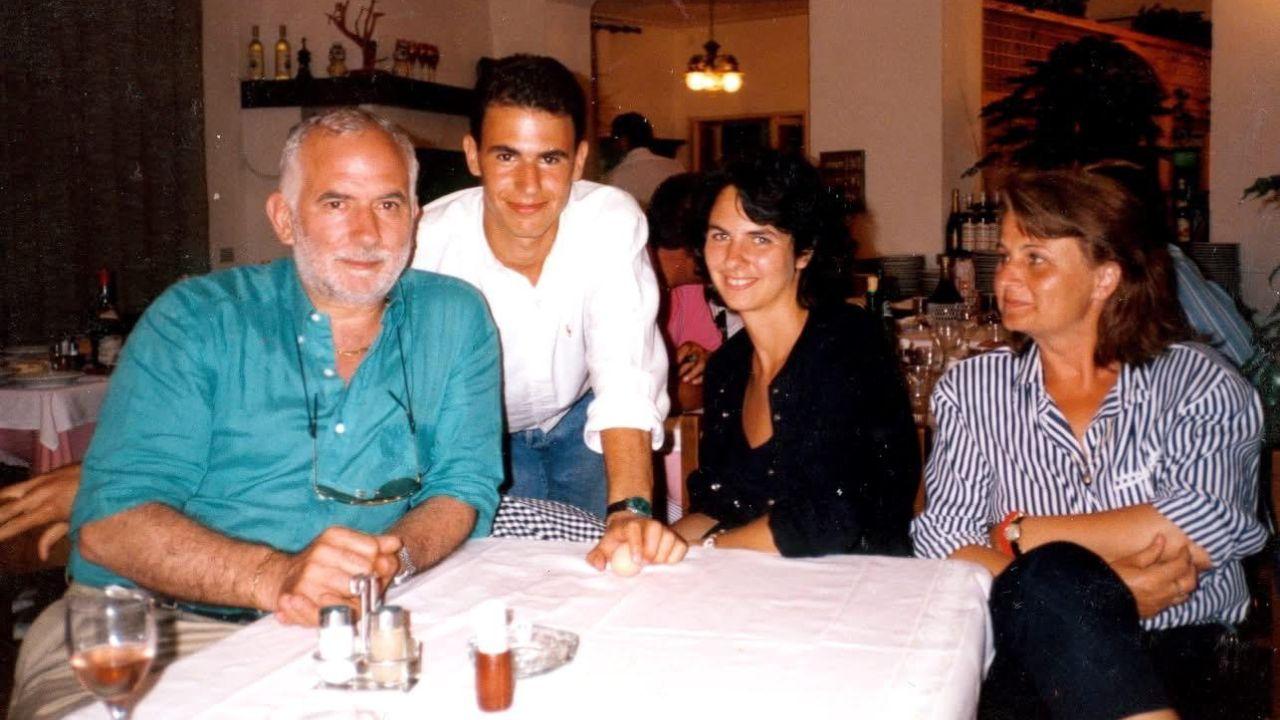 Monika Herold (a destra) insieme al marito Massimo Mannozzi e ai figli Alessandro e Jessica (al centro)