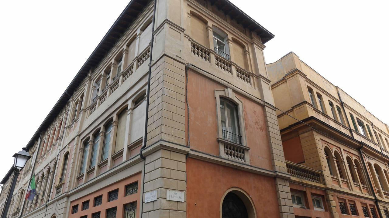 Anpi condanna il volantinaggio di CasaPound davanti ai licei: «Inaccettabile propaganda fascista»