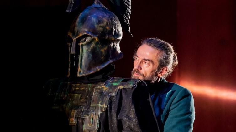 Alessio Boni: «La mattanza di Troia come il genocidio di Gaza: la storia non ha insegnato nulla»