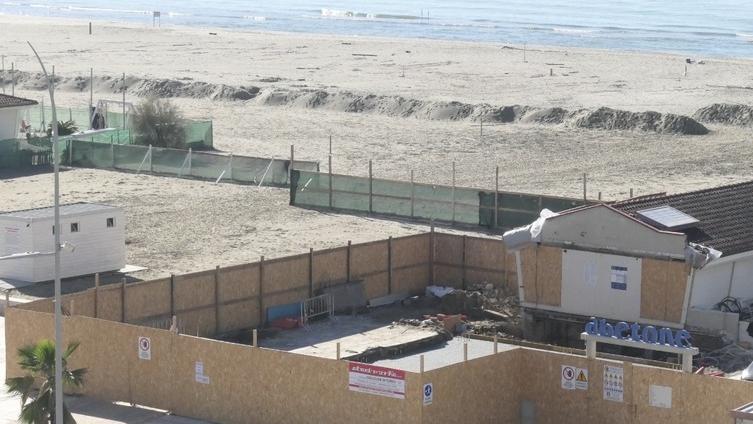 I lavori al bagno Abetone (foto Paglianti)