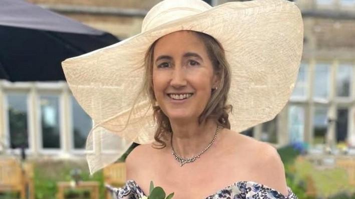 È morta la scrittrice Sophie Kinsella, autrice di “I love shopping”