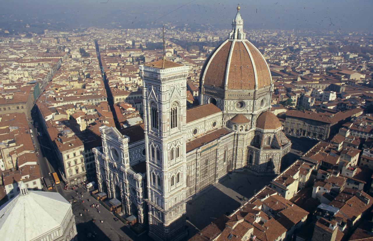 
	Maxi truffa all'Opera di Santa Maria del Fiore

