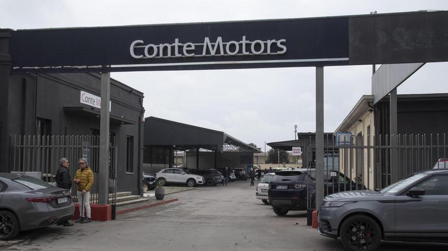 L’ingresso della concessionaria in una foto di archivio