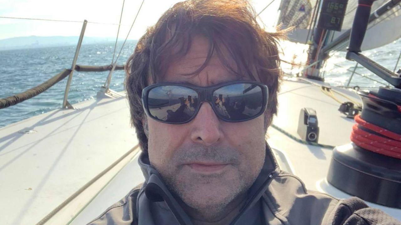 
	Alessio Quintavalle sulla barca a vela (foto Facebook)

