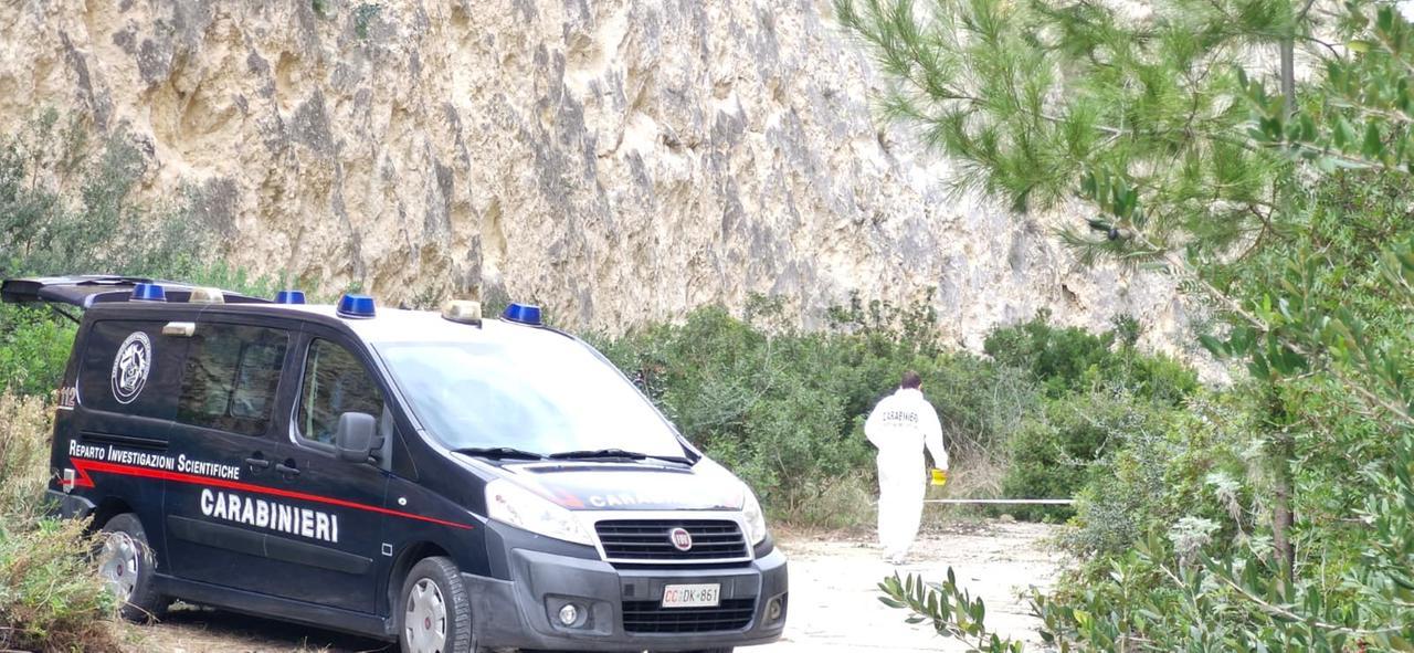 Caso Manuela Murgia, un pelo sui vestiti: verrà comparato