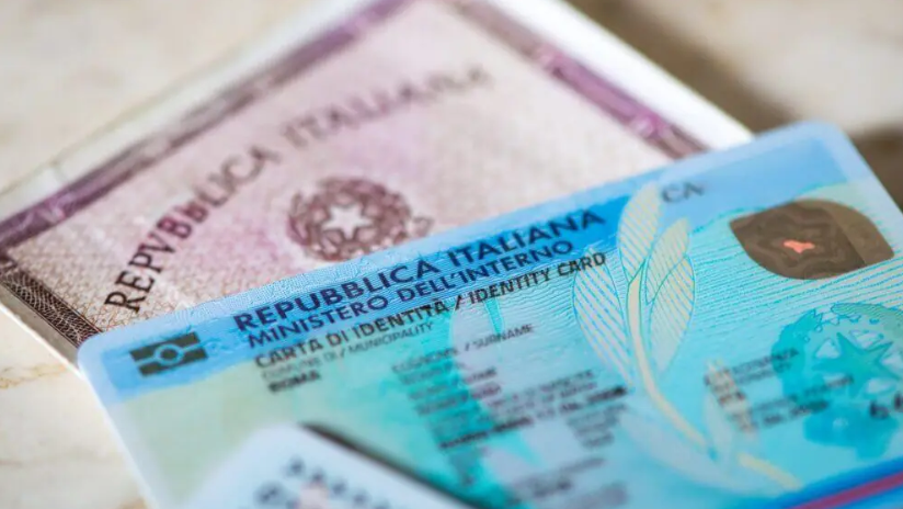 Carta d’identità a vita per gli over 70: ecco cosa cambia