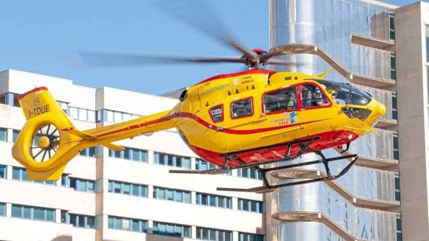 Scontro tra due auto: un ferito in codice rosso