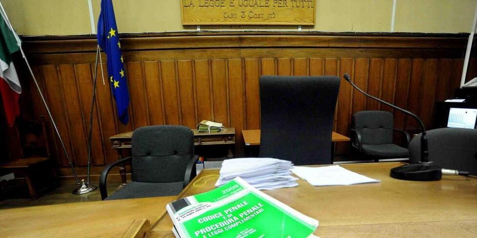 Maltratta la ex, personal trainer nei guai: «Mi ha spruzzato anche lo spray al peperoncino in bocca»