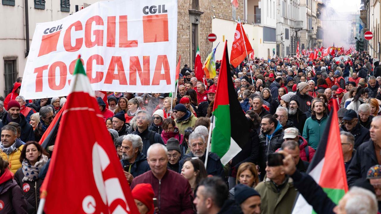 In migliaia allo sciopero generale a Firenze