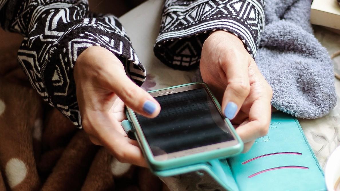 Faceva sesso con una quindicenne: assolto un uomo di 57 anni – la sentenza e le polemiche