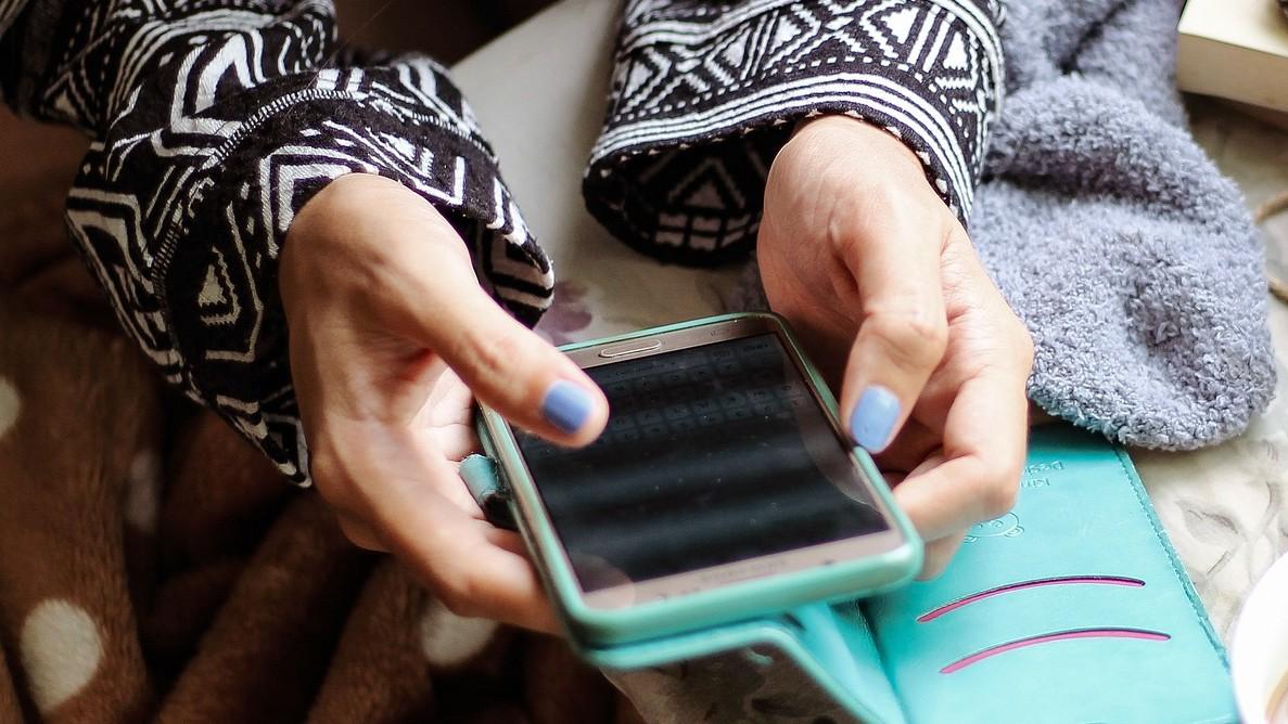 Faceva sesso con una quindicenne: assolto un uomo di 57 anni – la sentenza e le polemiche