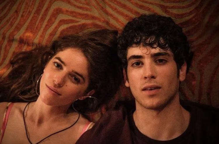 Mare fuori, Nicolas Maupas e Valentina Romani paparazzati di nuovo insieme