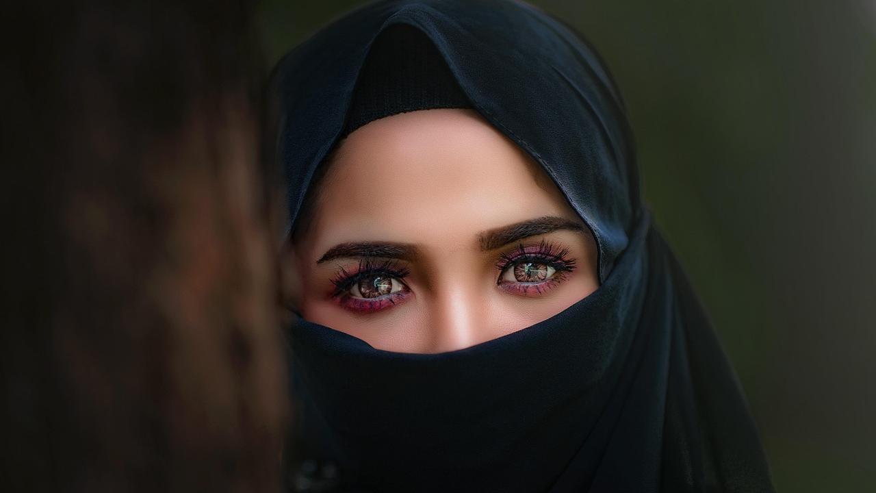 Il mondo nero di Amina: una bimba e i diritti negati