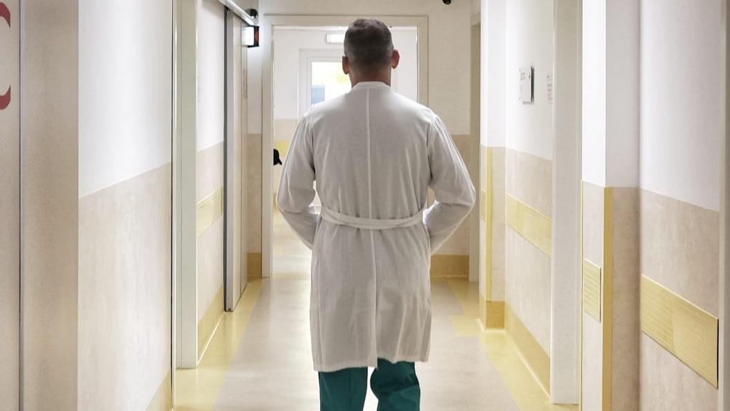 Paziente muore dopo aver mangiato un pezzo di pizza, la famiglia risarcita con un milione di euro