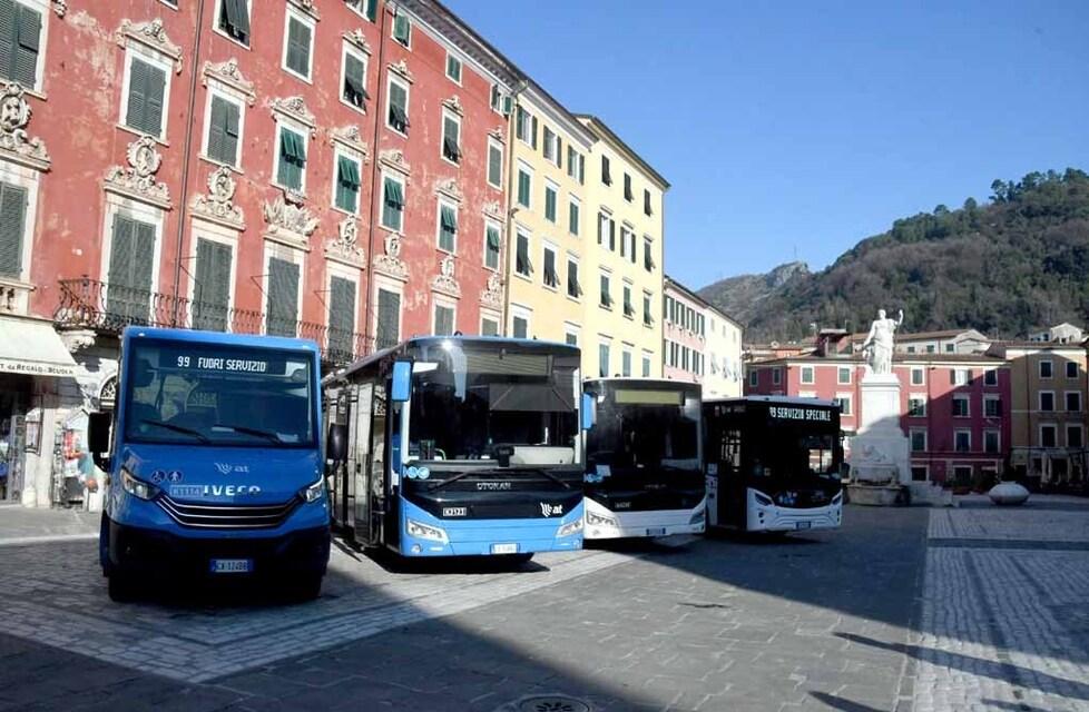 Massa-Carrara, più corse e nuovi collegamenti: potenziato il trasporto pubblico