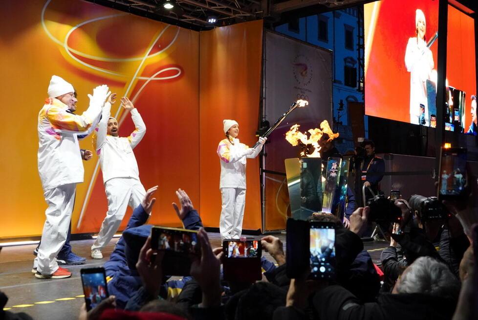 Un momento della cerimonia (foto Stick)