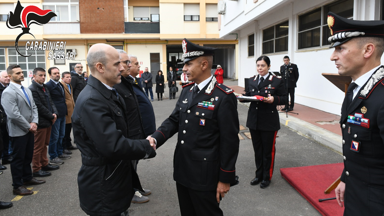 Encomi ai carabinieri del comando provinciale di Sassari: ecco chi li ha ricevuti e perché