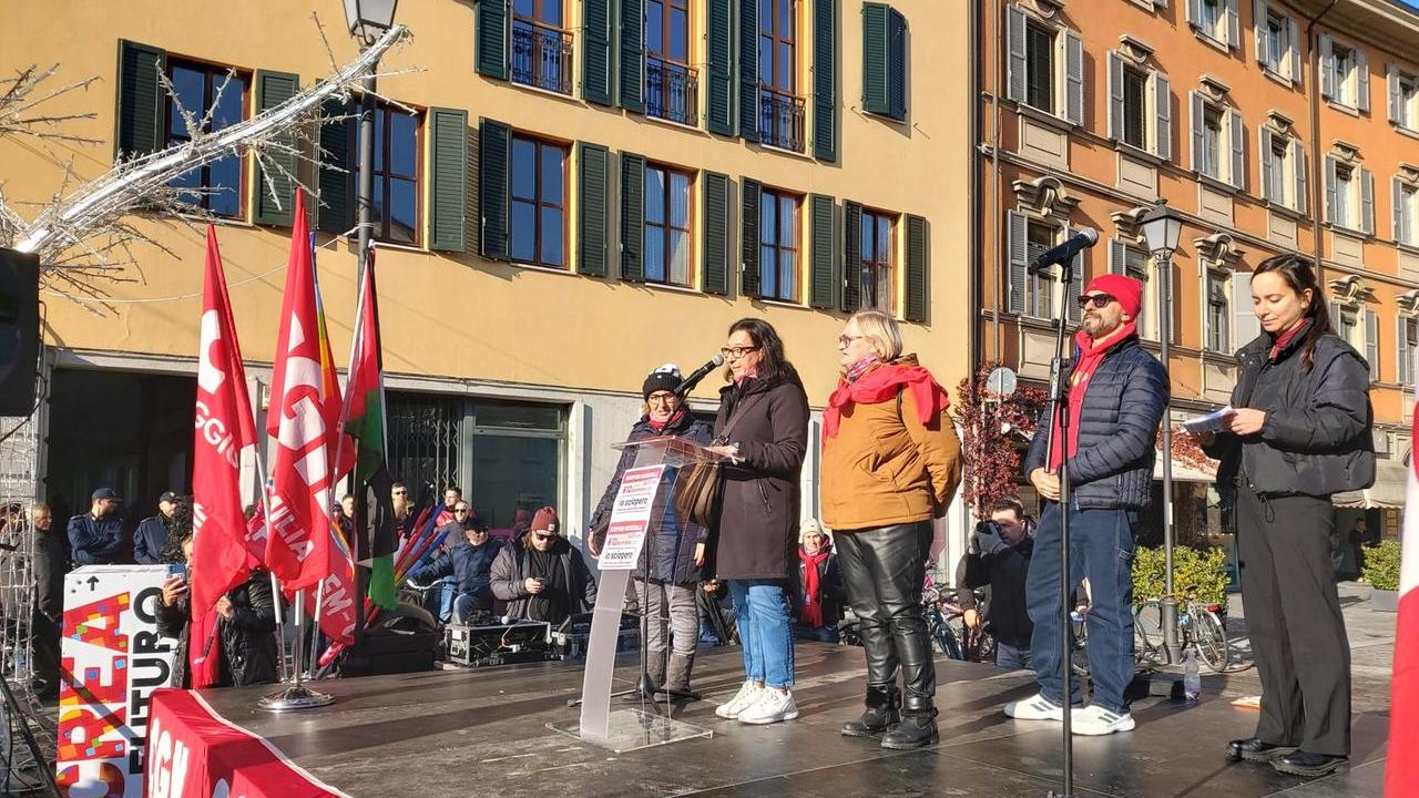 Manifattura San Maurizio, l’azienda del gruppo Max Mara apre al confronto con le sarte in sciopero
