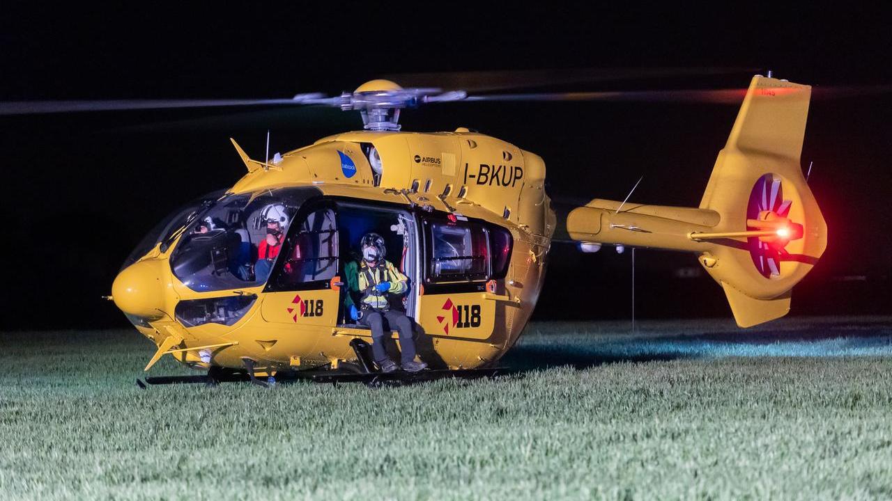 Malore alla partita di pallavolo a Mirabello, salvato da compagni e allenatore
