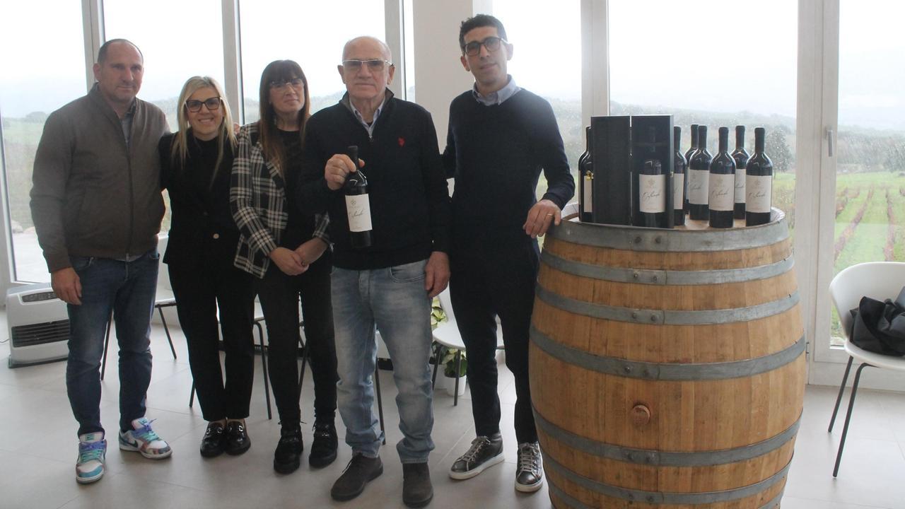 
	Orlando Tondini insieme ai figli

