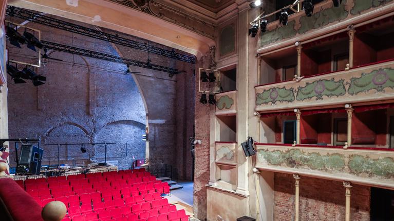 Il Teatro Sociale raccoglie fondi per riqualificare gli impianti