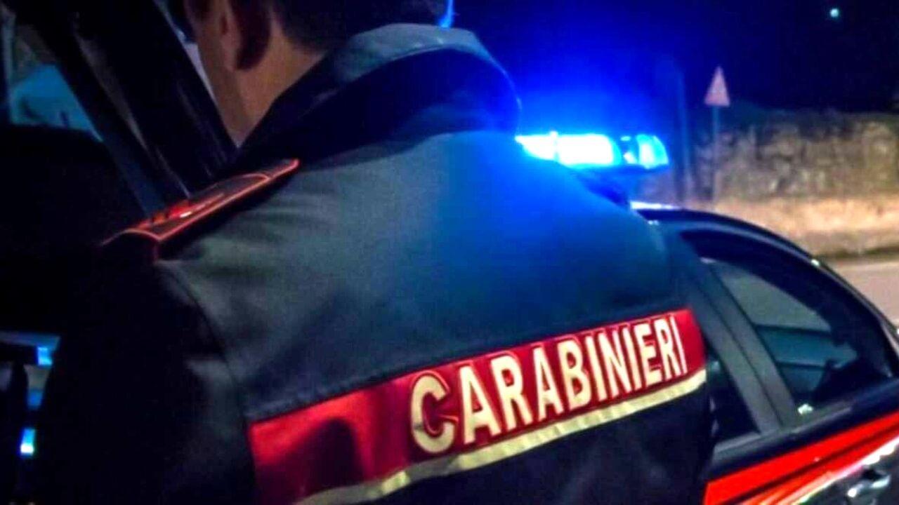 Le indagini sono affidate ai militari dell'Arma