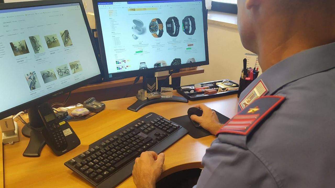 Frodi digitali, raggiri telefonici e false vendite online, l’allerta dei carabinieri
